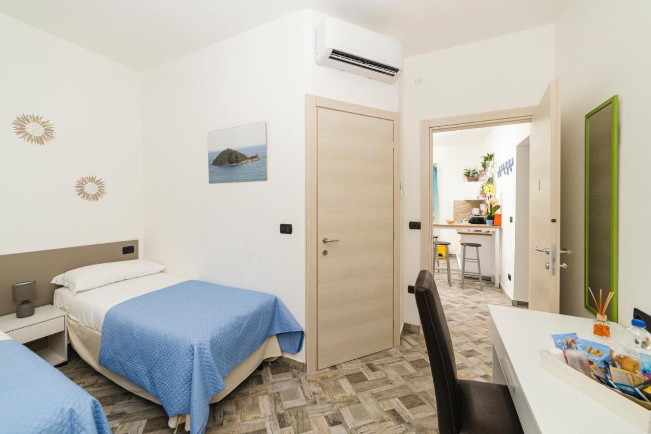Hotel Bell'Albenga Exterior foto